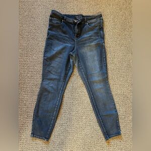 Maurices Everflex Skinny Jeans 18w